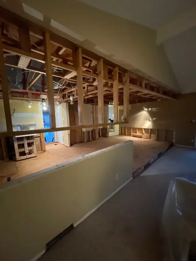 Roof and storm leak damage in a Coppell, TX home
